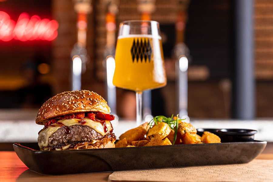 Cervecería del Valle Lima Comida